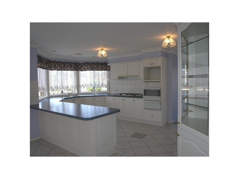 14 Clarendon Court, Wattle Grove NSW 2173