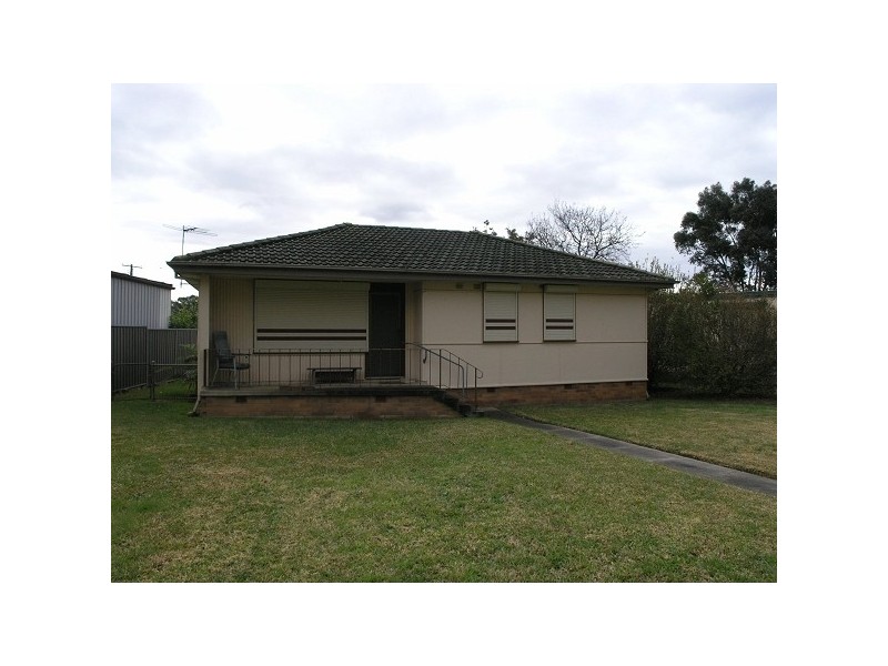 5 Aberdare Place, Cartwright NSW 2168