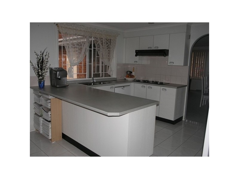 Wattle Grove NSW 2173