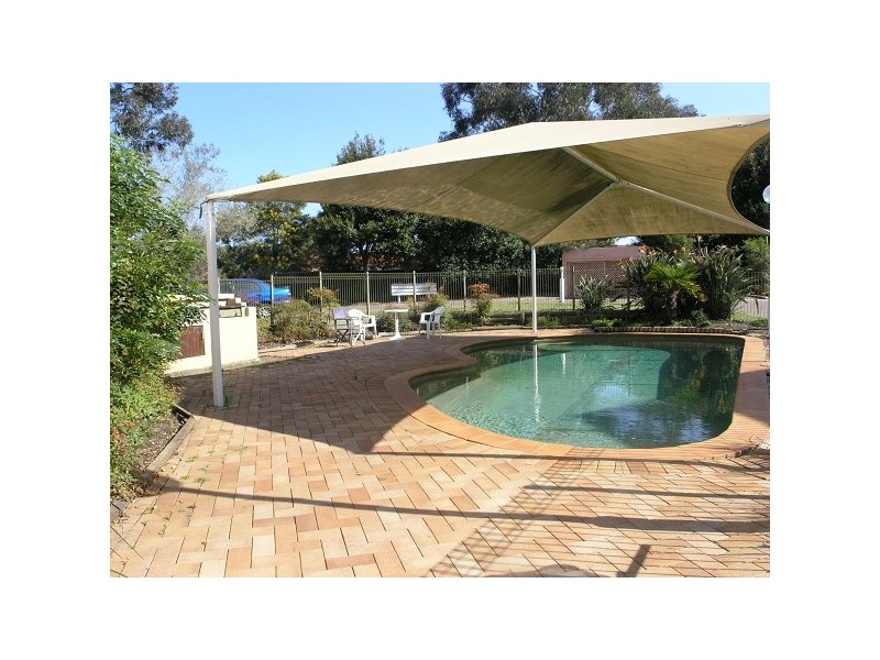 5/20 Continua Court, Wattle Grove NSW 2173