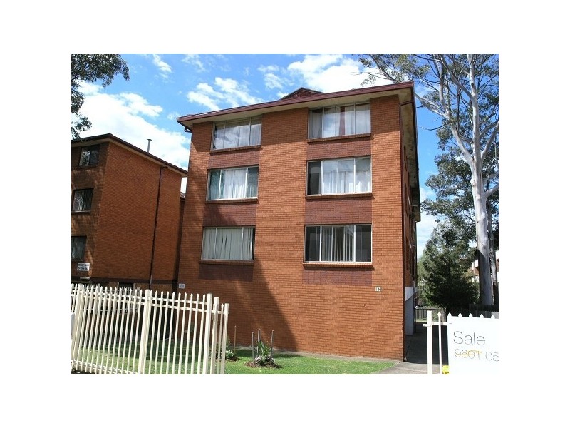 4/14 Forbes Street, Warwick Farm NSW 2170
