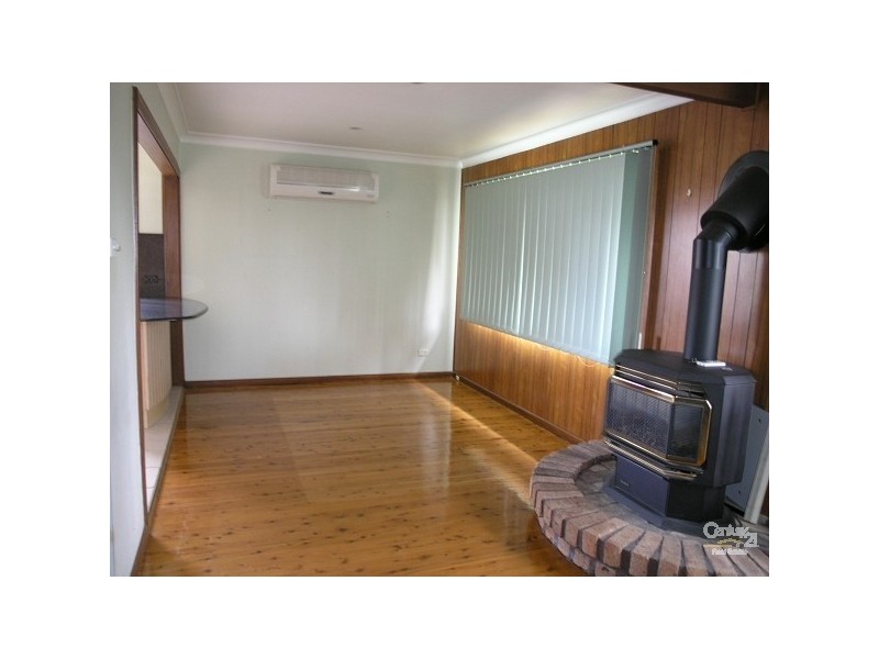 11 Paine Avenue, Moorebank NSW 2170