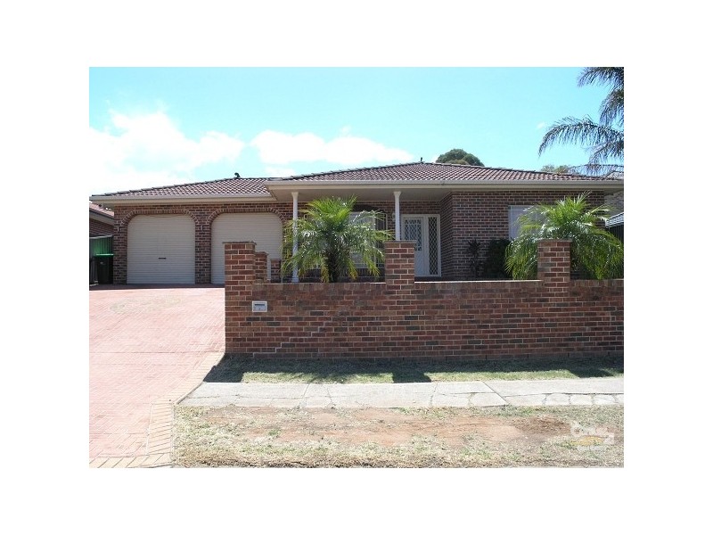 3 Pacific Palms Circuit, Hoxton Park NSW 2171