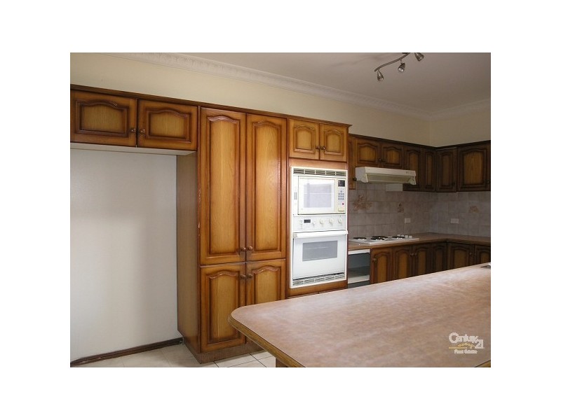3 Pacific Palms Circuit, Hoxton Park NSW 2171