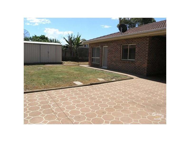 3 Pacific Palms Circuit, Hoxton Park NSW 2171