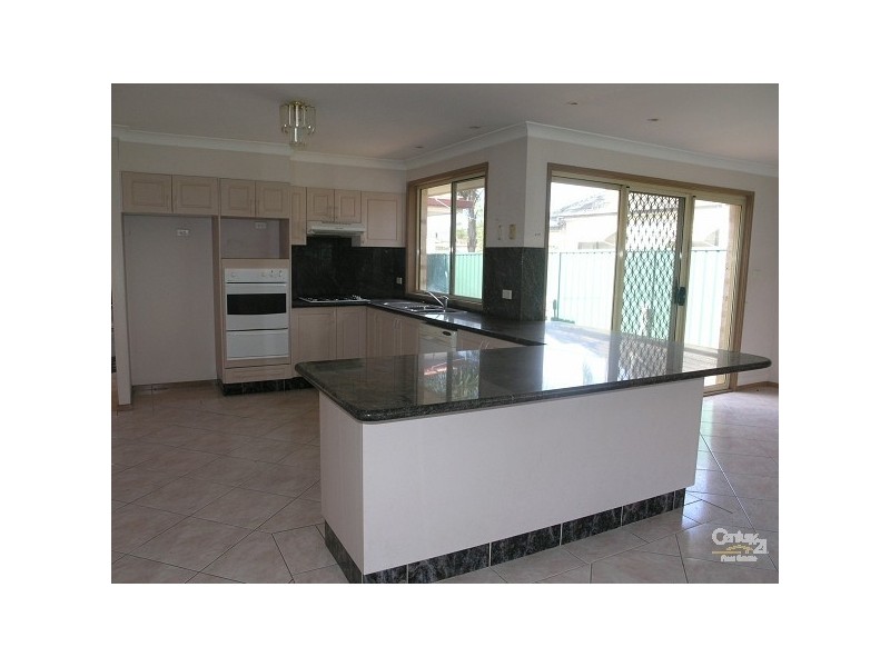 128 Graham Avenue, Lurnea NSW 2170