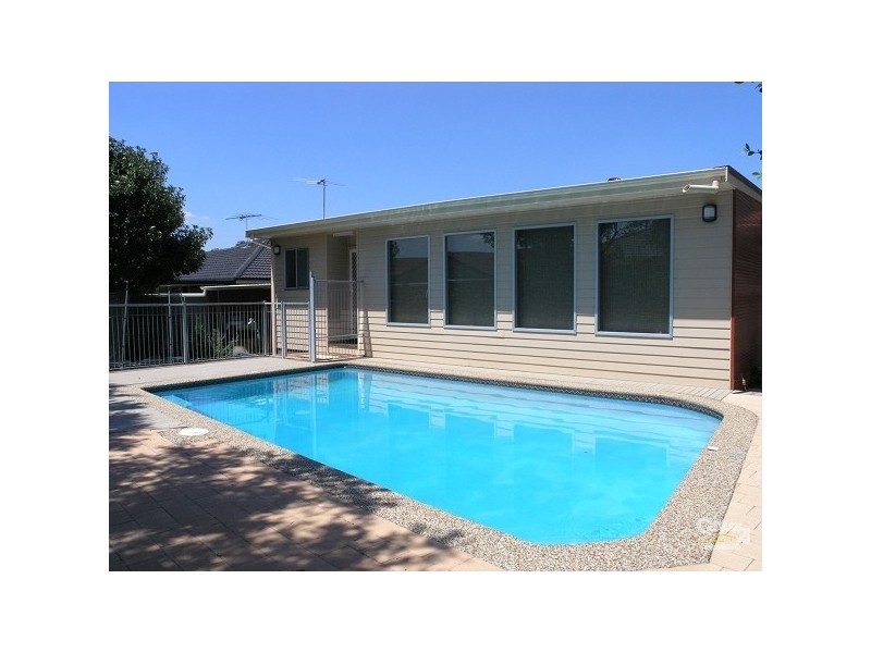 20 Macleay Street, Greystanes NSW 2145