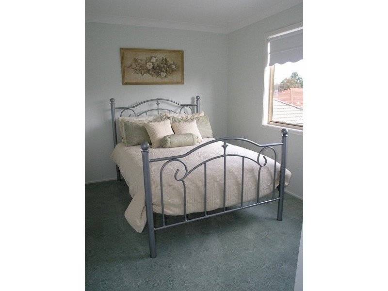 Wattle Grove NSW 2173