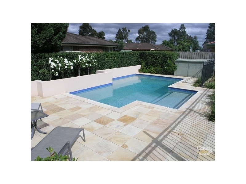 Wattle Grove NSW 2173