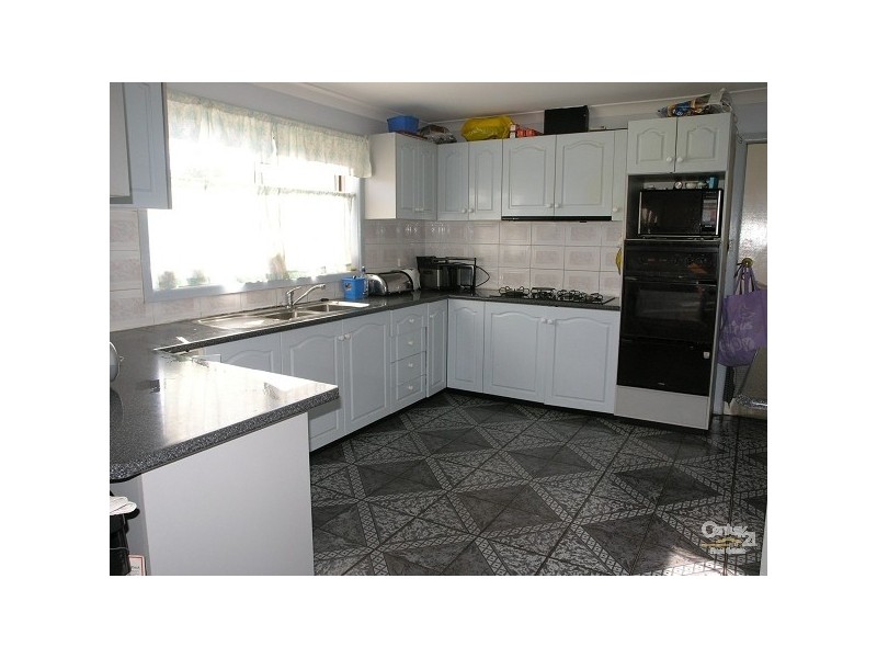 25 Hillcrest Avenue, Moorebank NSW 2170