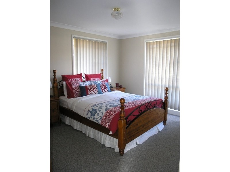 Wattle Grove NSW 2173