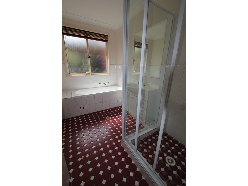 Wattle Grove NSW 2173