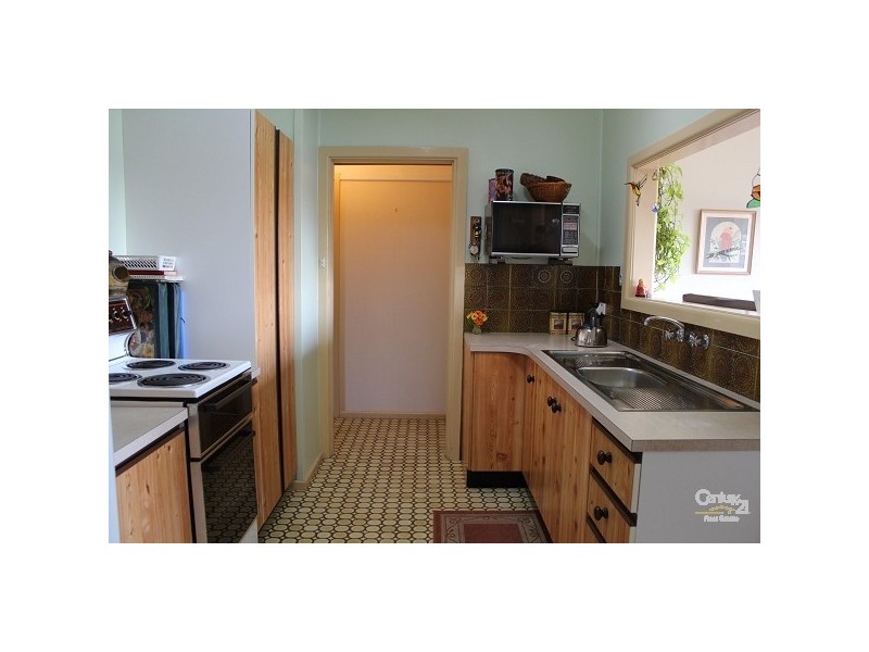 19 Rowe Avenue, Lurnea NSW 2170