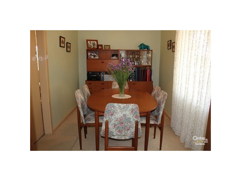 19 Rowe Avenue, Lurnea NSW 2170