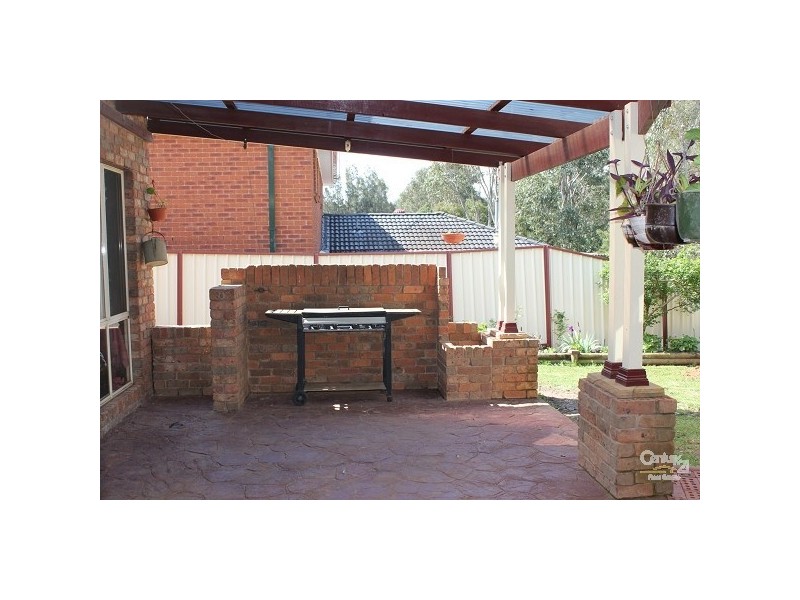 19 Slessor Road, Casula NSW 2170