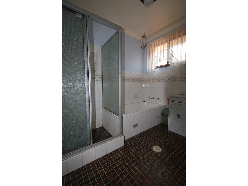 Macquarie Fields NSW 2564