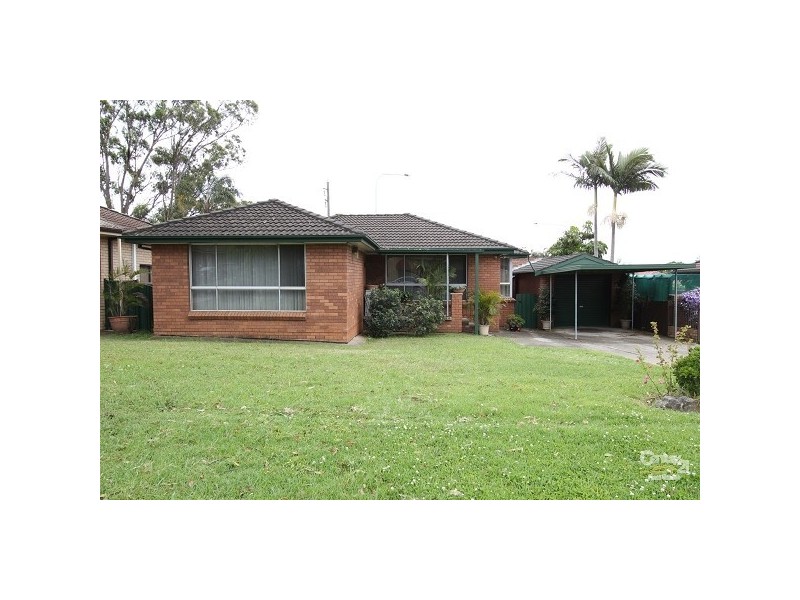 17 Bluegum Avenue, Prestons NSW 2170