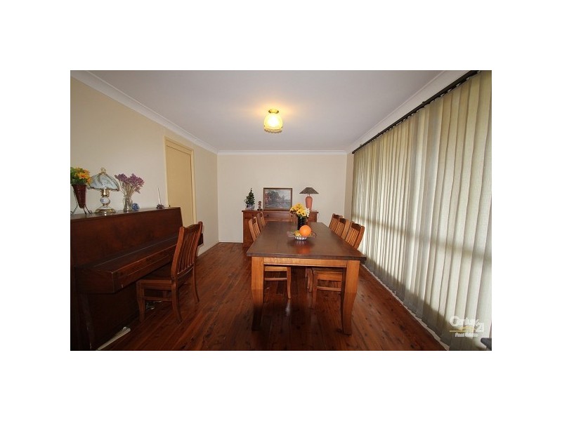 17 Bluegum Avenue, Prestons NSW 2170