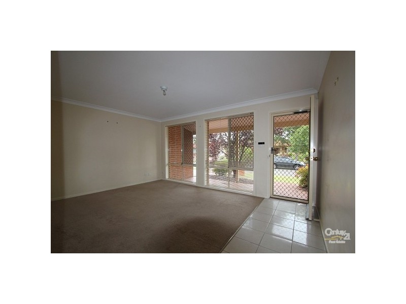 2 Cooma Court, Wattle Grove NSW 2173
