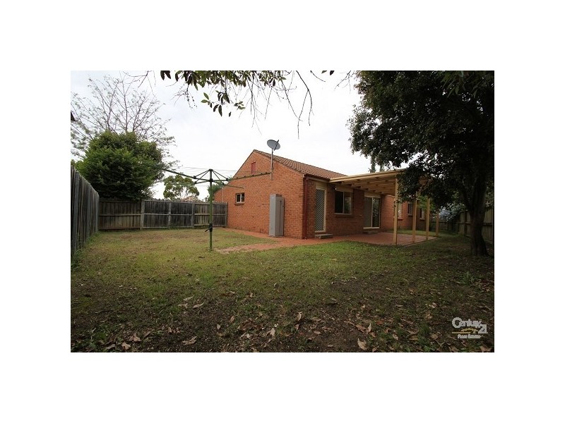 2 Cooma Court, Wattle Grove NSW 2173