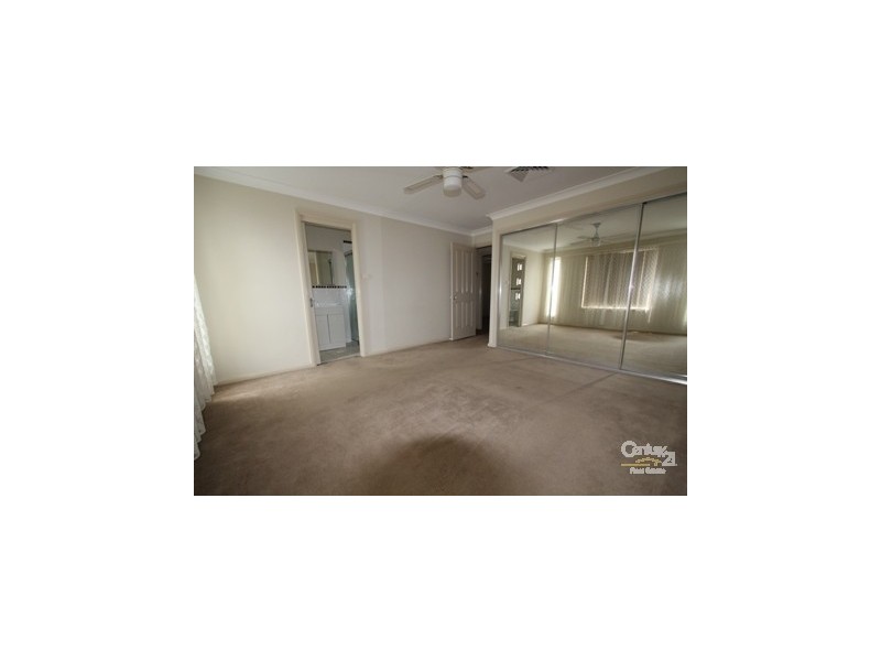 2A MORISON DRIVE, Lurnea NSW 2170