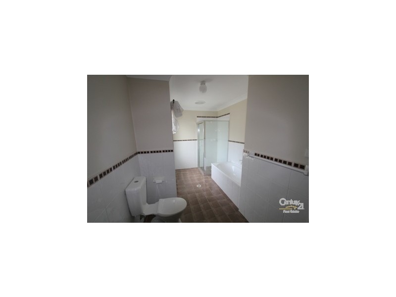 2A MORISON DRIVE, Lurnea NSW 2170