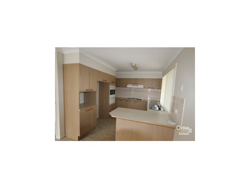 5 CRESSBROOK DRIVE, Wattle Grove NSW 2173