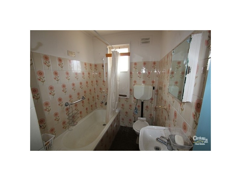 25 SADLEIR AVENUE, Ashcroft NSW 2168