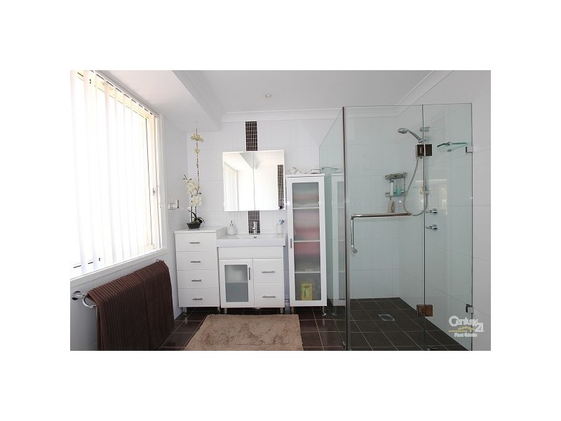 Wattle Grove NSW 2173
