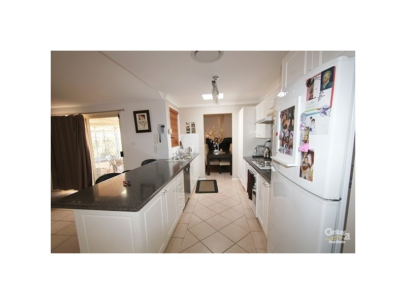 10 CRONDALL STREET, Bonnyrigg Heights NSW 2177