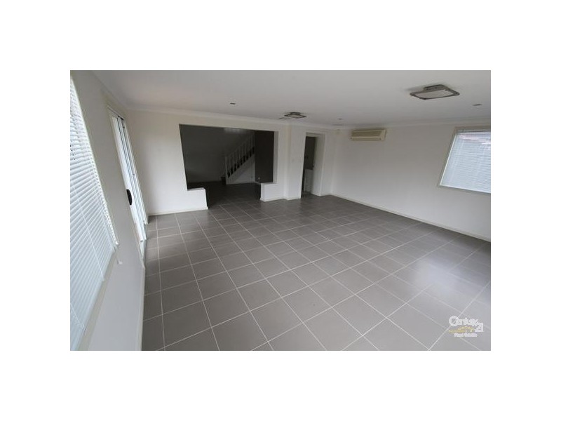 West Hoxton NSW 2171