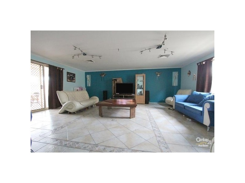 Hoxton Park NSW 2171