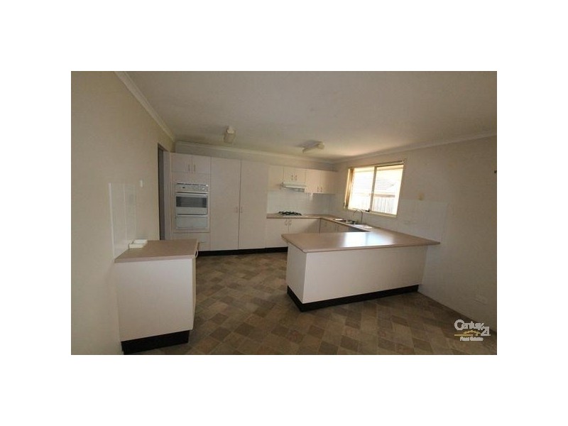 Wattle Grove NSW 2173