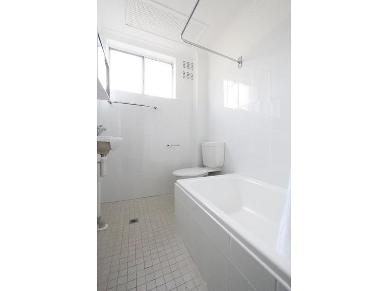 8/94 BIGGE STREET, Liverpool NSW 2170