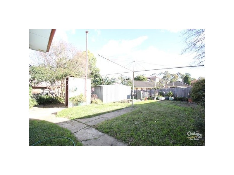 4 Nolan Place, Mount Pritchard NSW 2170