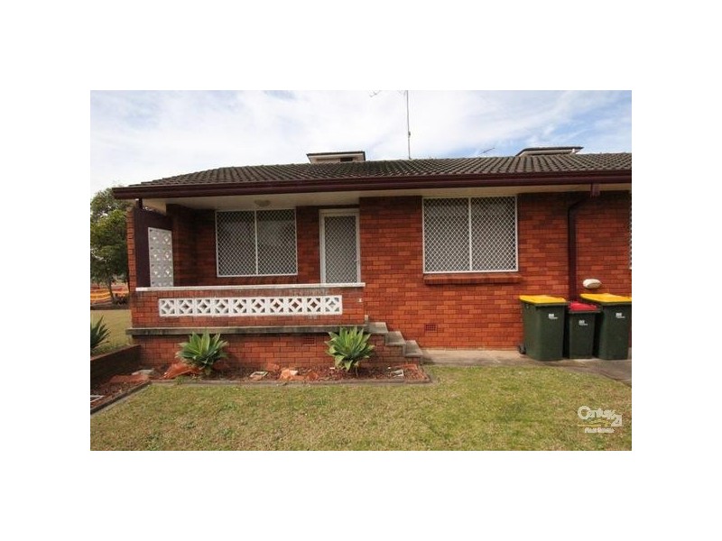 8/36 REMEMBRANCE DRIVE, Warwick Farm NSW 2170