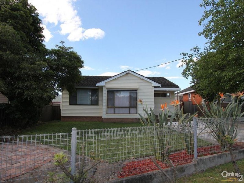 87 Graham Avenue, Lurnea NSW 2170