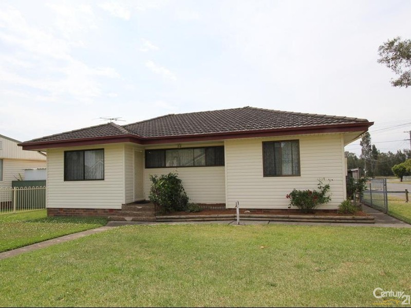 2 Kalgoorlie Place, Cartwright NSW 2168