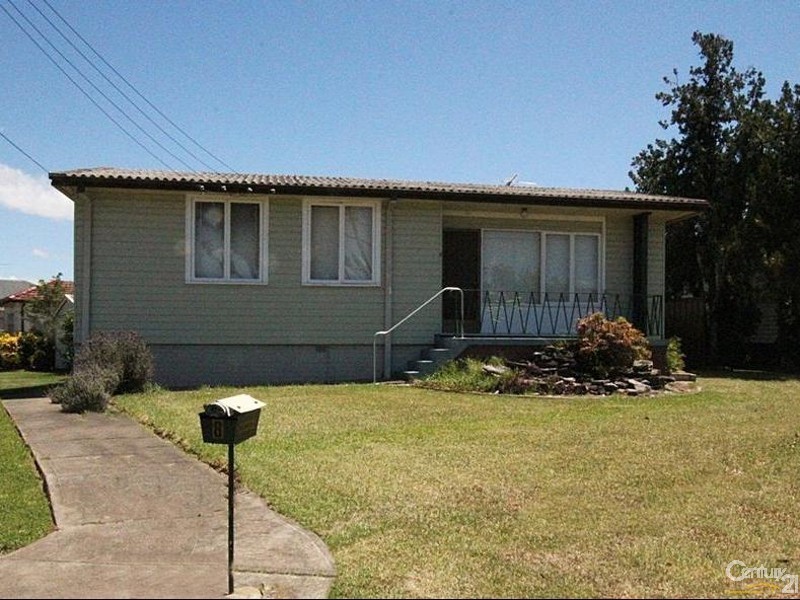 8 Albert Street, Lurnea NSW 2170