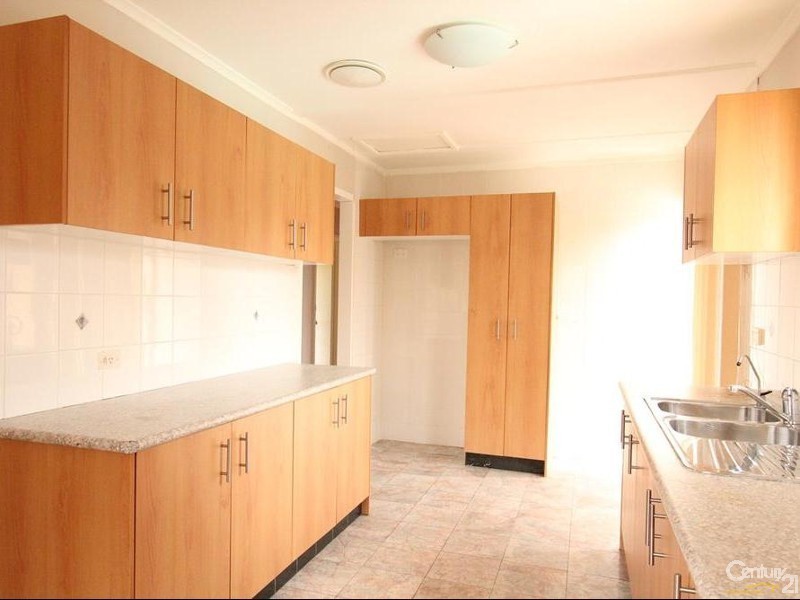 13 Appleton Avenue, Lurnea NSW 2170