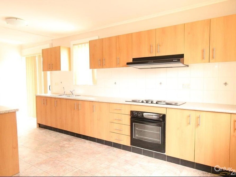 13 Appleton Avenue, Lurnea NSW 2170