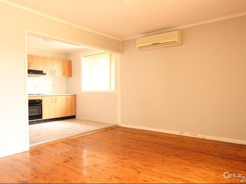 13 Appleton Avenue, Lurnea NSW 2170