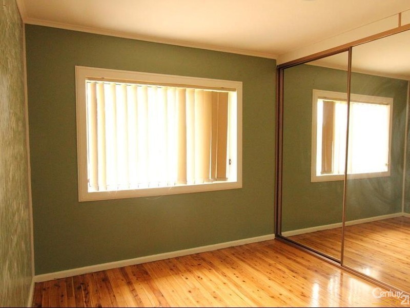 13 Appleton Avenue, Lurnea NSW 2170