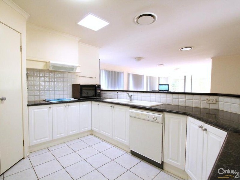 6 Mollymook Street, Prestons NSW 2170