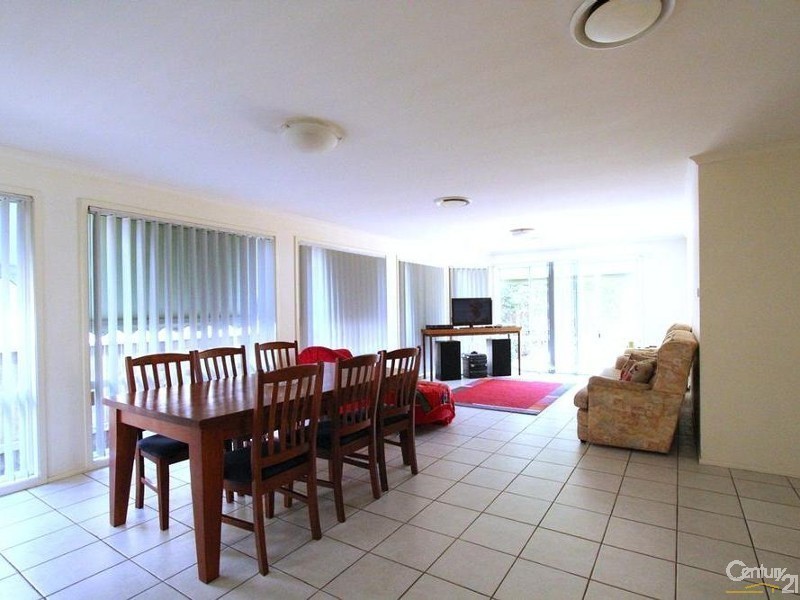 6 Mollymook Street, Prestons NSW 2170