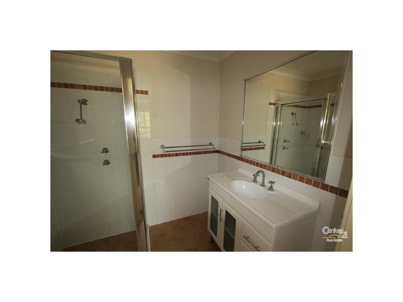 Wattle Grove NSW 2173