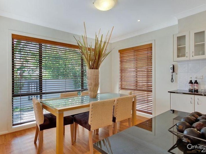 115 Dalmeny Drive, Prestons NSW 2170
