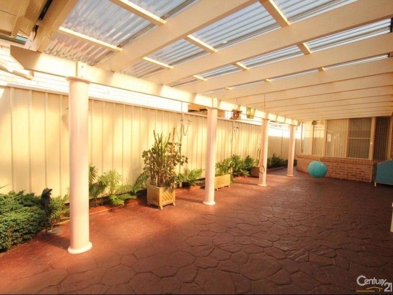 5 Bega Close, Prestons NSW 2170