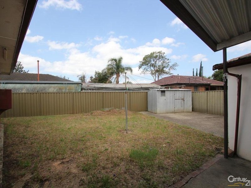 1 Elrington Place, Cartwright NSW 2168