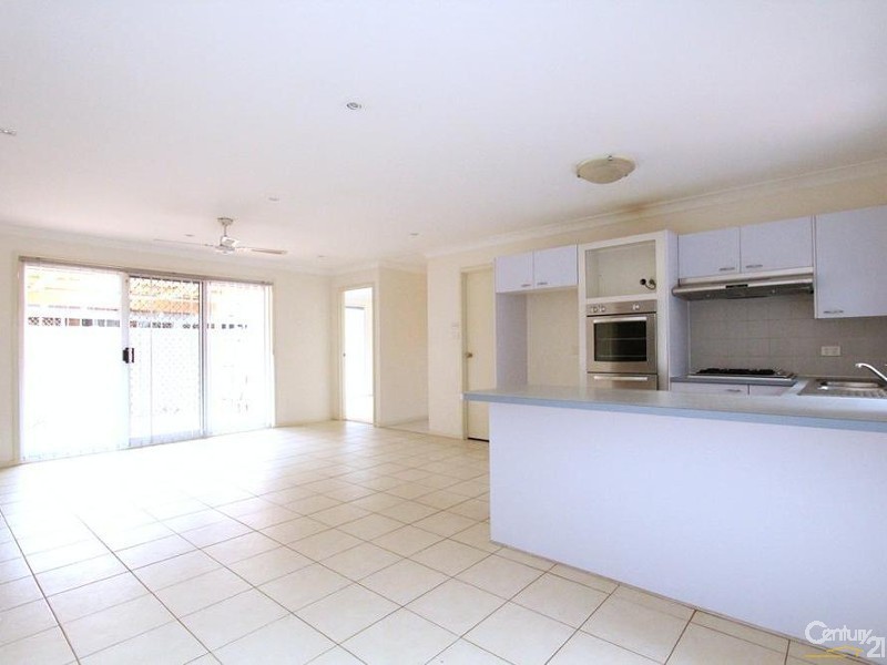 9 Bodalla Court, Wattle Grove NSW 2173